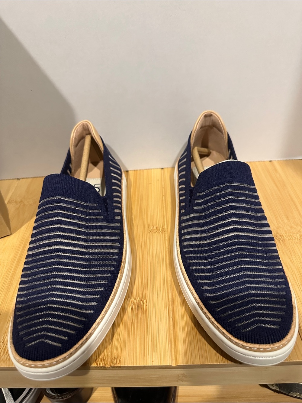 300UG- UGG Women’s Tan trim  and  Navy Slip-On Knit Boat Shoes